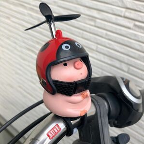 【祈りブタ-てんとう虫】騎乗パートナー 豚自転車　バイク　アクセサリー　ヘルメット