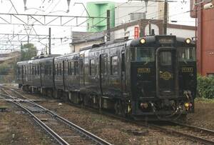 鉄道写真　九州旅客鉄道（JR九州）　キハ47・キハ147形　はやとの風　Lサイズ