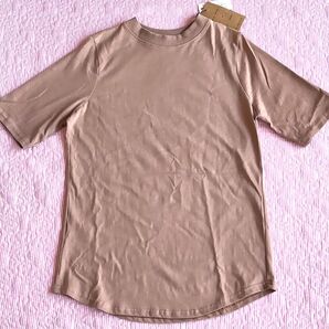 新品タグ付き 5分袖tシャツ 綿100%