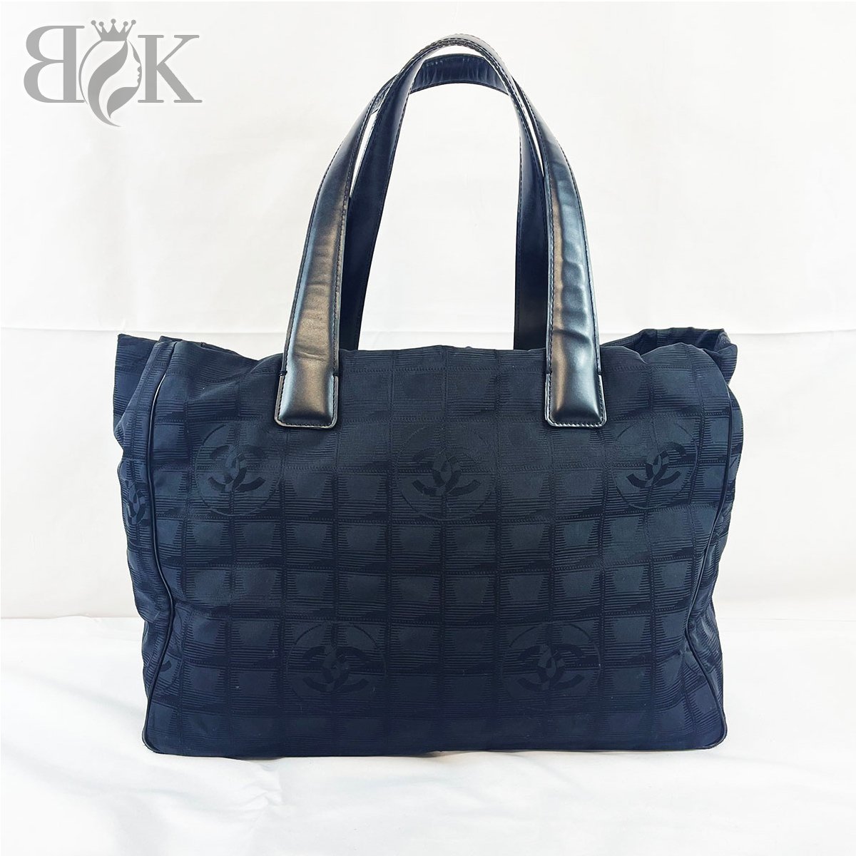 税不要特価!CHANEL シャネル スポーツラインレア色肩~OK CCマークハイ