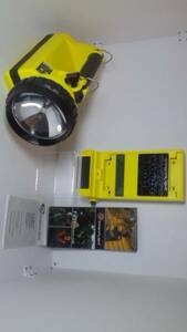 . light lens installation goods *STREAMLIGHT/ Streamlight * light box series /45109 specification * body color yellow color * the US armed forces payment lowering goods * unused goods * rare 