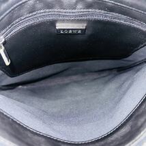 1円 ■美品■ LOEWE ロエベ リピート アナグラム PVC×レザー クロスボディ ショルダーバッグ 斜め掛けかばん ブラック_画像4