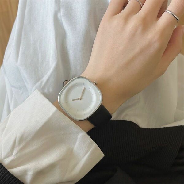 レディース ウォッチ ガールズ 腕時計 簡潔 ファッション かわいい 2針 バンド色ブラック