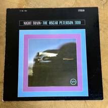 視聴確認済 レコード/LP JAZZ/ジャズ NIGHT TRAIN/ナイト・トレイン OSCAR PETERSON TRIO/オスカー・ピーターソン・トリオ VERVE MV2063_画像2