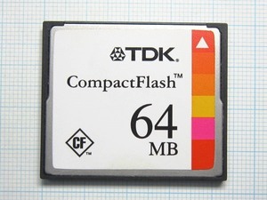 ★ＴＤＫ コンパクトフラッシュ ６４ＭＢ 中古★送料６３円～ 