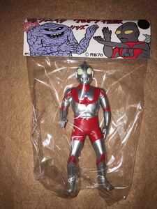 ランペイジトイズ One up. ウルトラマン シルバー RAMPAGE TOYS ULTRAMAN ソフビ RAMPAGETOYS 新品未開封