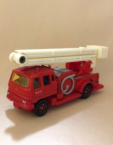 トミカ　いすゞ　シュノーケル消防車　ファイヤーエンジンコレクション　ミニカー　TOMICA　同梱可 FIRE ENGINE COLLCTION (Ehnd_cty)