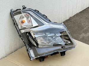 ●新車外し品 三菱ふそう 純正 20 キャンター 右 LED 12Vヘッドライト ローザ● FUSO 三菱 小型 現行 新型 ヘッドランプ ML352450