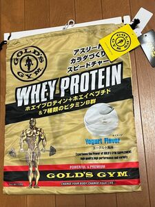 【新品・未使用】『ＧＯＬＤ’Ｓ　ＧＹＭ』のホエイプロテインパッケージ柄ビック巾着　ヨーグルト風味デザイン