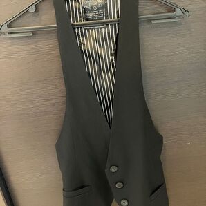 ジレベスト