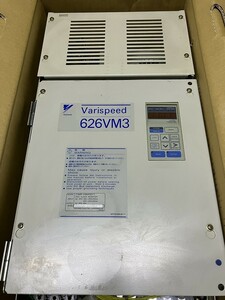 送料無料!!　Yaskawa　スピンドルドライブ　VARISPEED　626VM3　CIMR-VMW2011　中古整備品　【992302500764】