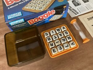 TT-717 ■送料込■ Boggie ボグル ボードゲーム 英語 学習 3分間 単語ゲーム 単語探し パズル 知育玩具 PARKER BROTHERS 329g /くGOら