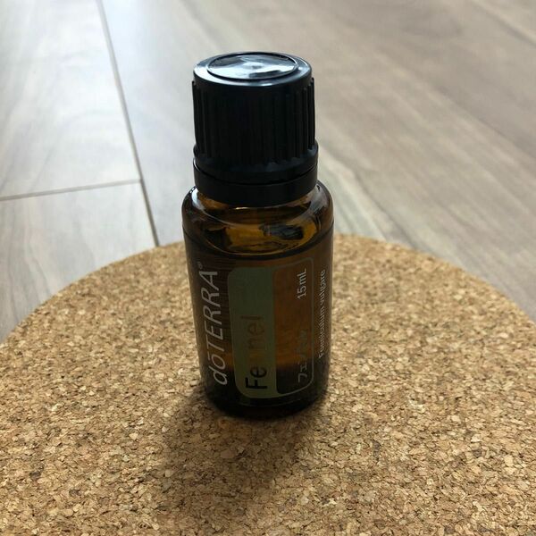 新品 doTERRA ドテラ エッセンシャルオイル　フェンネル