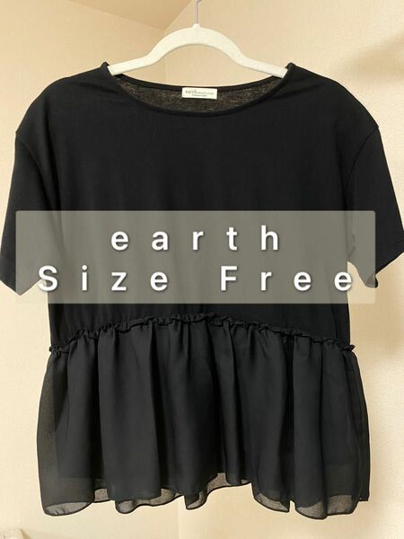 earth アース　黒　フリル　トップス　Tシャツ　半袖