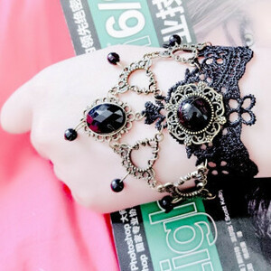 055 antique manner black race bracele anklet Gothic and Lolita cosplay 