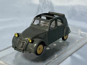 ビテス製　　シトロエン 2CV 1/43