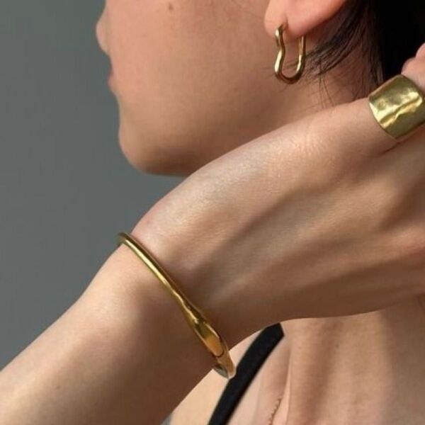 TEN. × CLANE カシューピアス