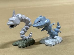 Figurine Tomy CGTSJ - Onix & Steelix