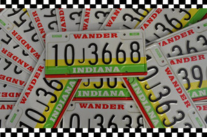 送料込み 中古実物本物 アメ車ライセンスプレートINDIANA WANDERナンバー