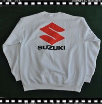 ▼メトロレーシングスエットシャツ　SUZUKI　ホワイト　サイズL　新品袖M赤_画像1