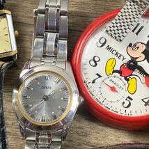 (8-80) 腕時計 など まとめ ジャンク　GUESS　Mickey ミッキー　など　ウォッチ　時計_画像4