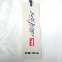 W23 新品 DIESEL ディーゼル ホワイト 薄手 デニム 定価32,000円_画像5