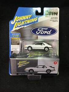 * нераспечатанный * Johnny Lightning *1985 Ford Mustang SVO белый 