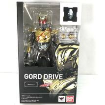 □中古品□ BANDAI バンダイ フィギュア S.H.Figuarts ゴルドドライブ 仮面ライダードライブ_画像1