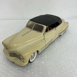 J278711(102)-628/KK0【名古屋】ANSON アンソン 1947 CADILLAC SERIES 62 1:18