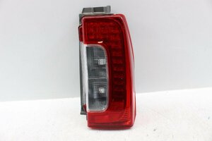 美品/破損無　タント　LA600S　テールライト　テール　右　右側　LED　コイト　220-51391　81551-B2300　295981