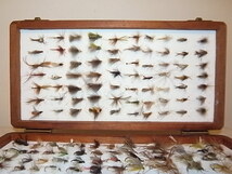 ***　Wheatley fly box With Rare Old & New Dead Stock １５０ Flies　*** _画像5