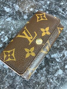 LOUIS VUITTON キーケース　モノグラム　中古品ブランド　正規品　