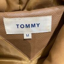 美品 TOMMY HILFIGERトミーヒルフィガー 合皮レザー 中綿 星 ベスト ジャケット フード 切り替え ブラウン サイズM 玉mc2071_画像9