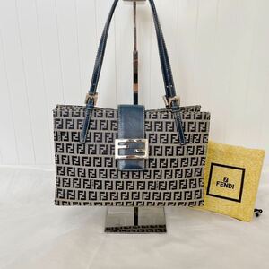 フェンディ　ハンドバッグ ミニトート ズッカ柄 キャンバス トートバッグ　FENDI