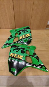 ⑳ KDX125 カワサキ シュラウド サイドカウル KAWASAKI 左右セット KDX125SR ⑳