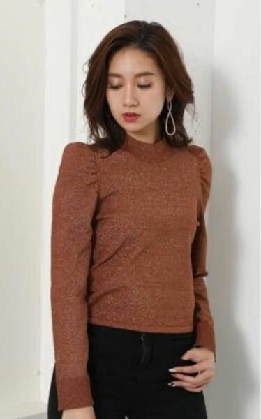 リエンダ　Shiny Puff Shoulder Knit TOP