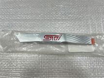 R50921 新品 インプレッサ WRX STI 純正 フロント フェンダー エンブレム 左 91123 FG010 91123FG050_画像1