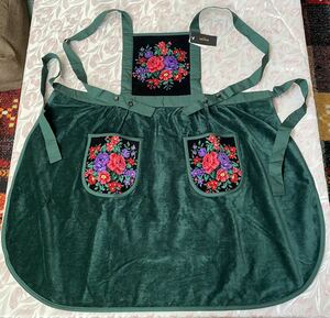 HOTMAN hot man alpaloharupa low [ twin rose ] west Germany. tradition hand woven she Neal woven floral print apron unused goods 