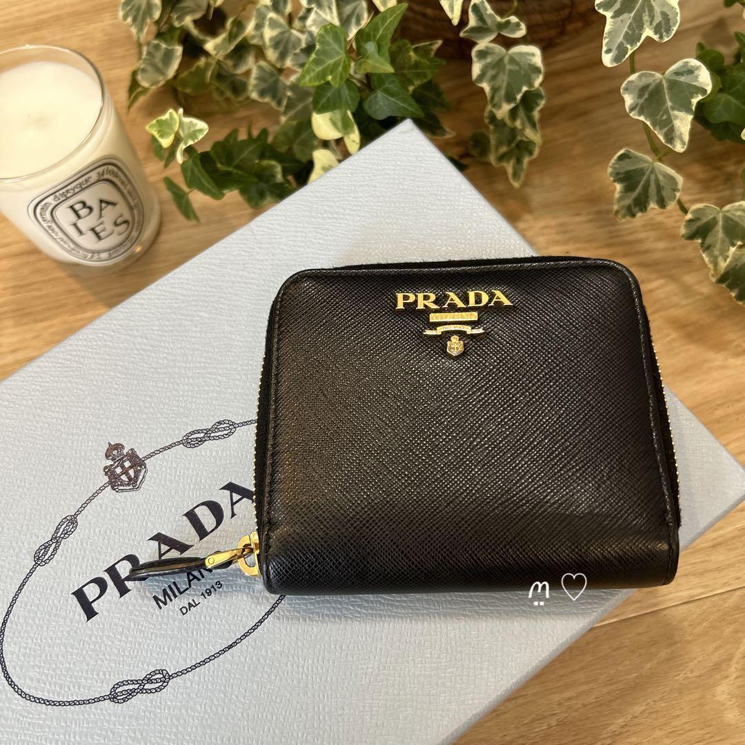 PRADA 財布 2つ折りの値段と価格推移は？｜98件の売買データからPRADA