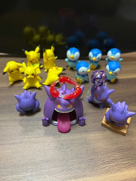 ポケットモンスター　ガチャ