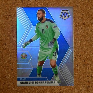 panini mosaic soccer Gianluigi Donnarunma モザイクサッカー ジャンルイジ・ドンナルンマ パリ・サンジェルマン イタリア silver prizm