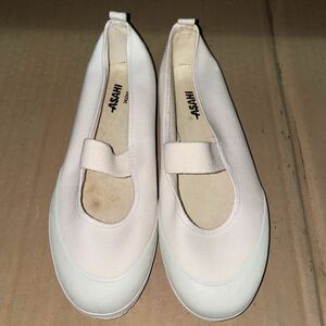 сменная обувь белый 24.0 товар с некоторыми замечаниями 