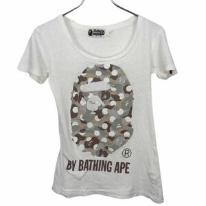 A BATHING APE アベイシングエイプ　ベイプ　レディース　ホワイト　ロゴプリント　半袖Tシャツ トップス　XS表記
