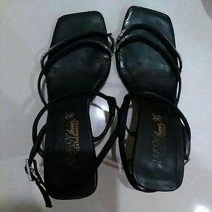  Kirakira сандалии чёрный цвет 23.5cm EE