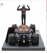 完全未開封フェルスタッペン別注 ミニチャンプス 1/18オラクル レッドブル RB18 M.フェルスタッペン 2022年 日本GP ワールドチャンピオン_画像3