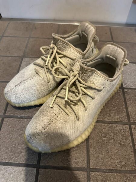 YEEZY BOOST adidas イージーブースト スニーカー