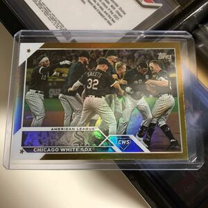 2023 Topps Series2 CHICAGO WHITE SOX #565 GOLD RAINBOW FOIL