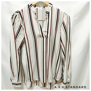 e1 ★レア★ トップス　1点のみ！！　美品　a.v.v standard サイズ　M