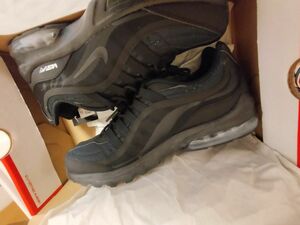 ナイキ　エアマックス　NIKE AIR MAX VG-Rブラック　27cm