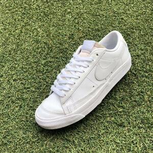 Красота 22,5 Nike Blazer Low '77 Nike Bresslow '77 HW249